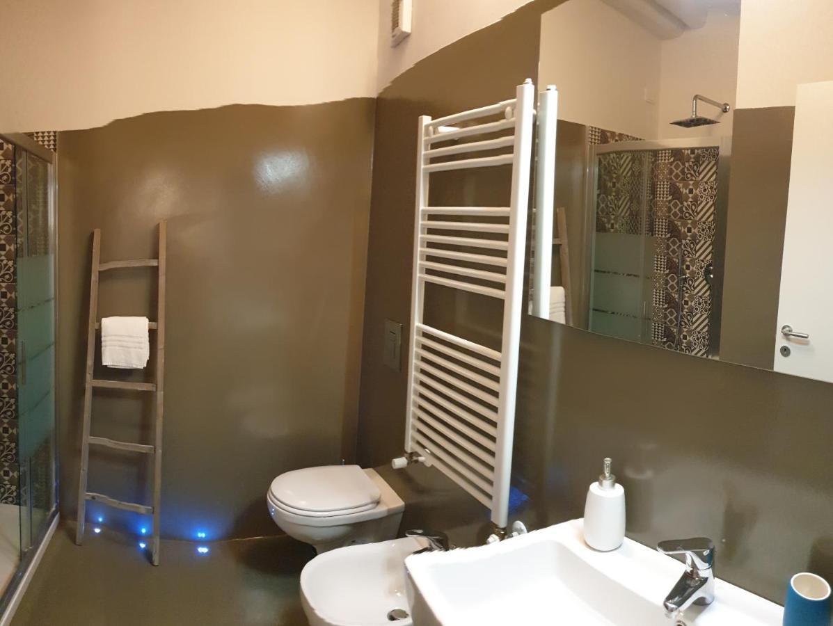 Apartment Castaldi 18 - A Portata Di Mano